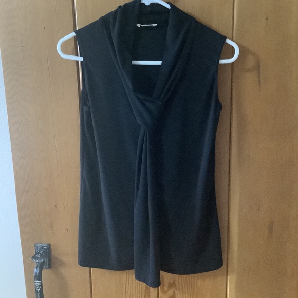 BLACK TOP - Picture 1 of 1